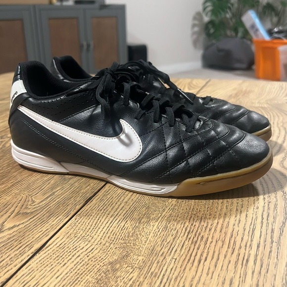 Nike Tempo Sneakers - Size 10.5 - Picture 2 of 11